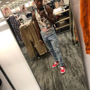 Meet your Posher, Adrian